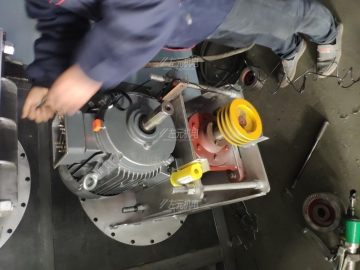 Pro3200便捷式振動診斷分析儀應(yīng)用于無紡布生產(chǎn)設(shè)備電機的振動分析